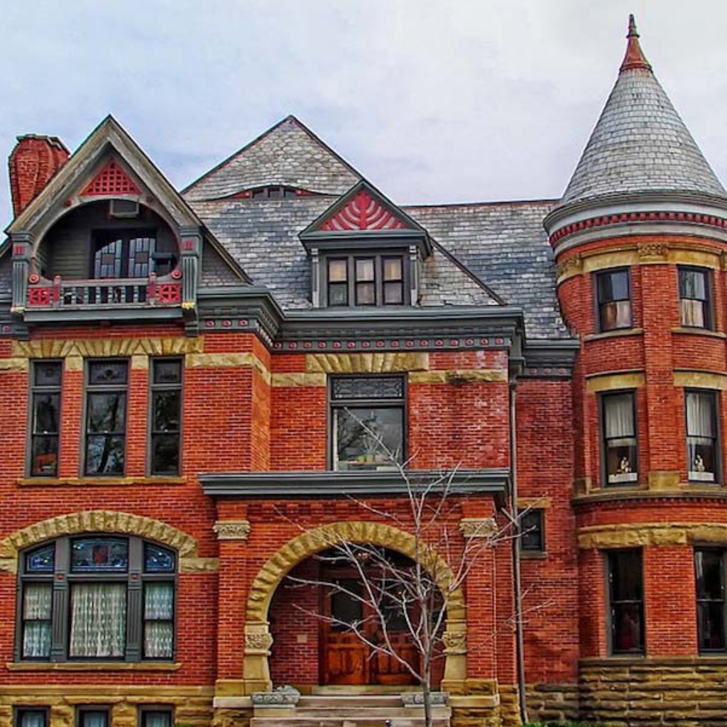 peters-house-352540_940x601